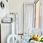 Scirocco Vista Mare E Privata 펜션 코스타 레이