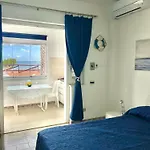 Feriehus Scirocco Vista Mare E Privata *